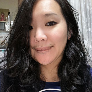 悩見坂 楓